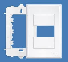 PLACA 4 X 2 COM MÓDULOS FAME