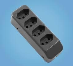 TOMADA MÓVEL MÚLTIPLA 4 ENTRADAS RÉGUA FAME